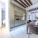 Chic 2-bedroom Haven *