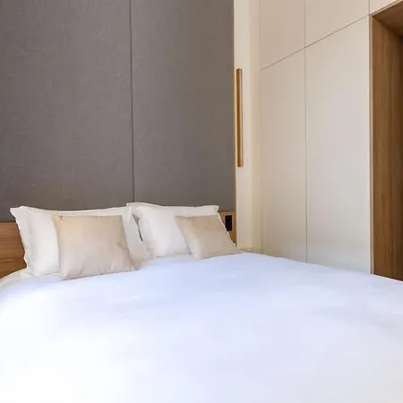 Chic 2-bedroom Haven Apartmán *