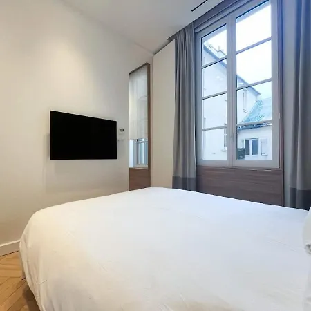 Chic 2-bedroom Haven 아파트