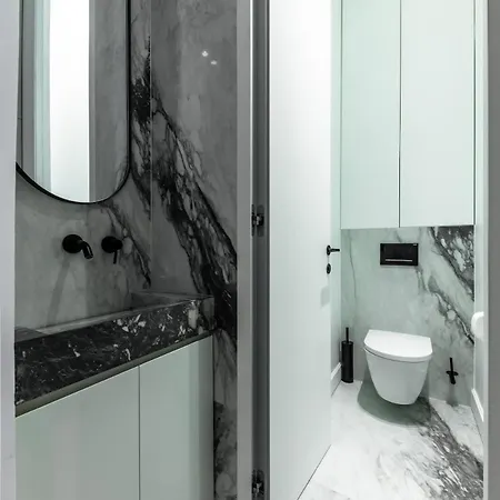 Chic 2-bedroom Haven 아파트 *